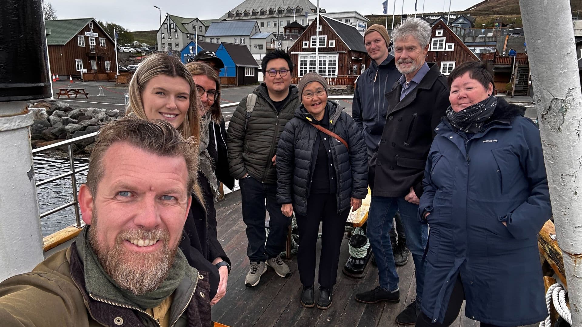 Group photo of East Greenlanders visiting Iceland to learn about their ecotourism practices.